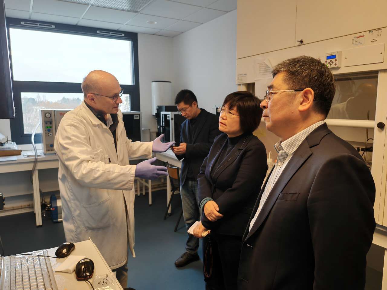 在法国国家一级科研中心